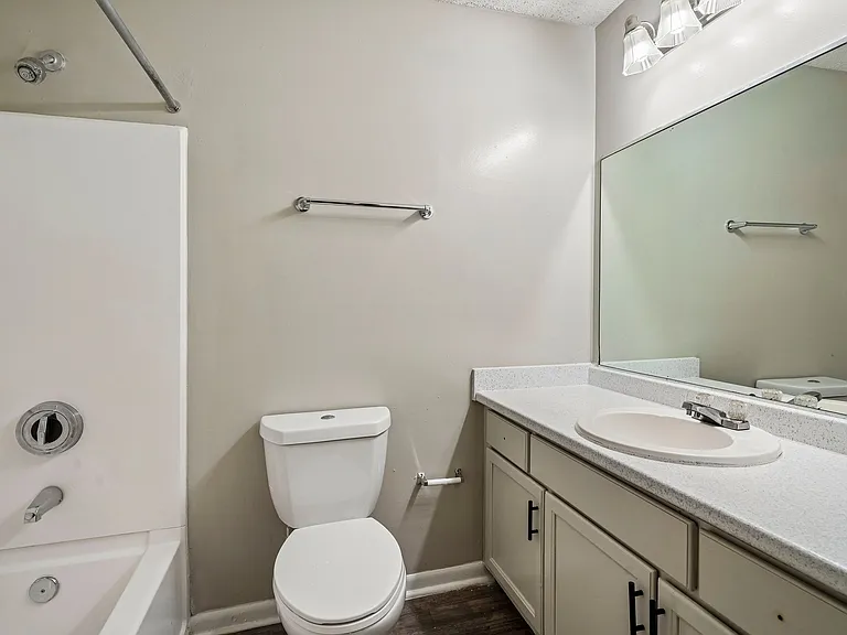 Flats at Riverview — Photo 8