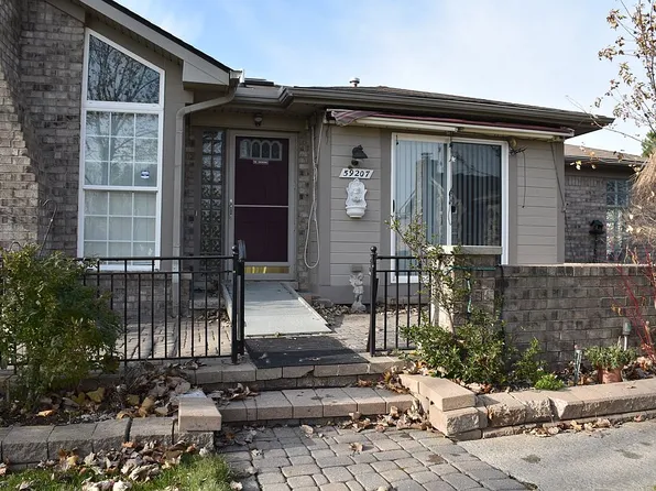 59207 Conifer Ct, Washington, MI 48094