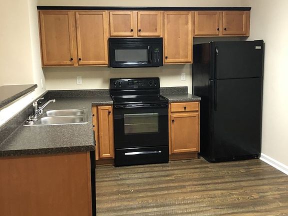 4th image of 2730 Fitzgerald Industrial Dr APT A8