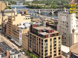 750 S 2nd St APT 404, Minneapolis, MN 55401