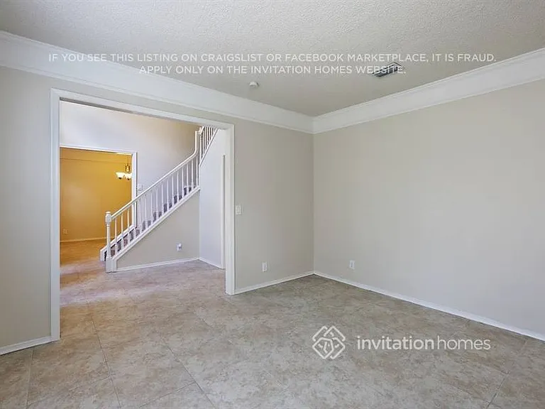 3855 Sanctuary Dr — Photo 6