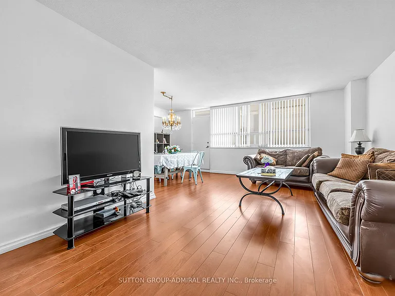 130 Neptune Dr #505 — Photo 8