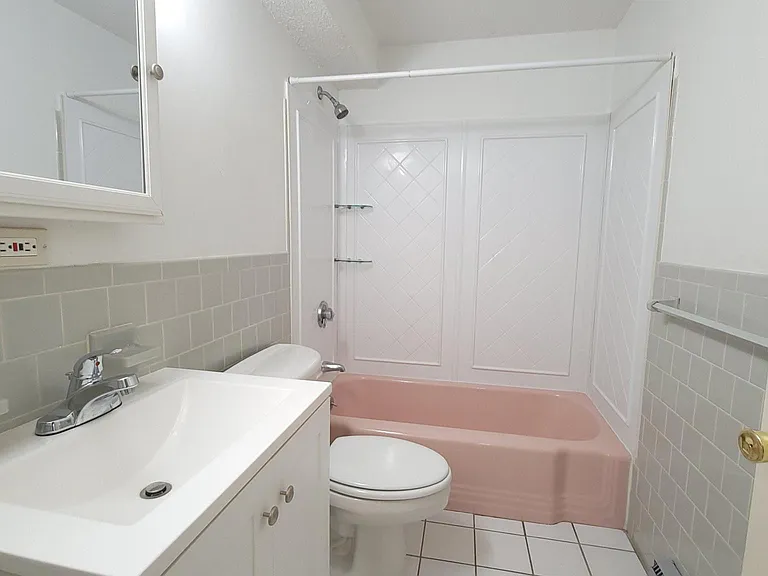 230 Chickering Rd #10 — Photo 16