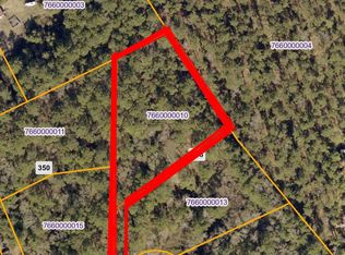 100 McClellan Ave, McClellanville, SC 29458