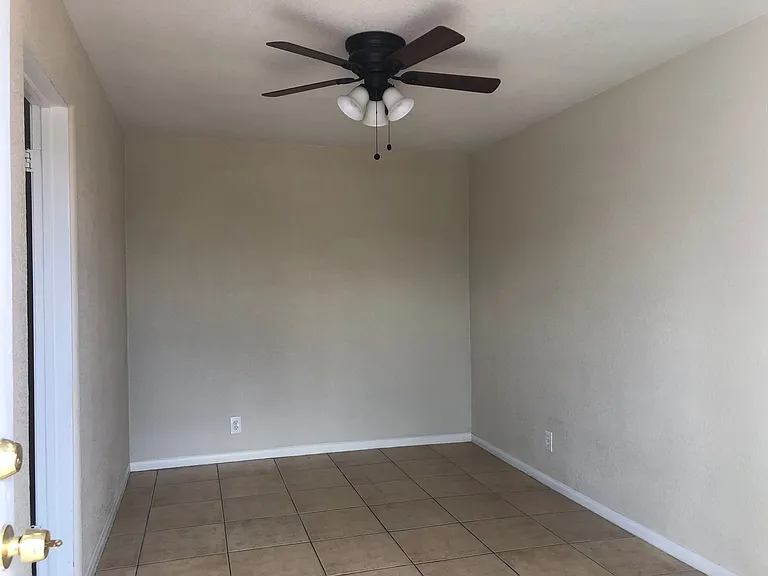 1401 S Casino Center Blvd — Photo 4