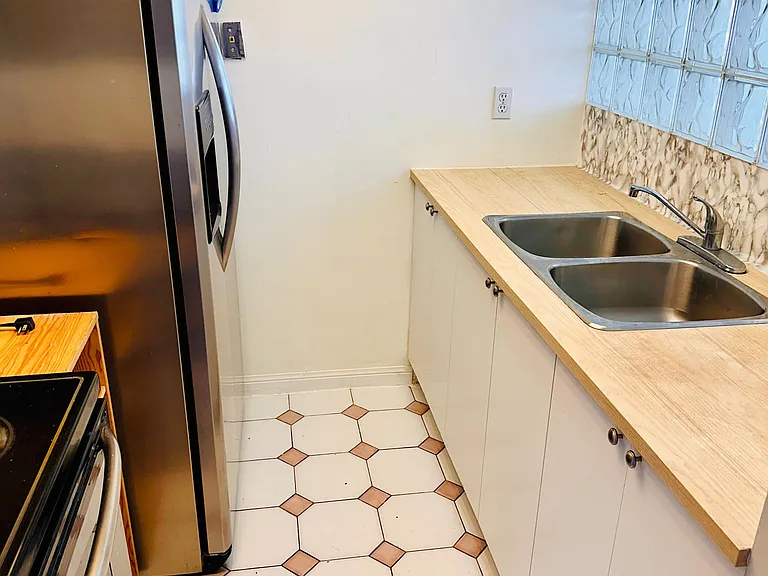 101 Subway Cres #2205 — Photo 11