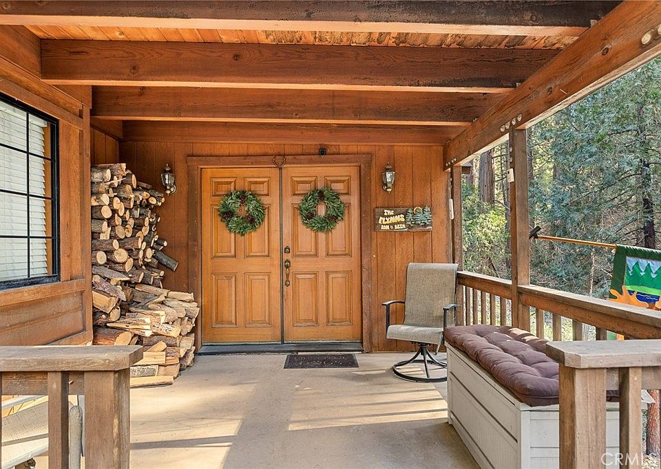 1st image of 25272 Forest Lake Dr