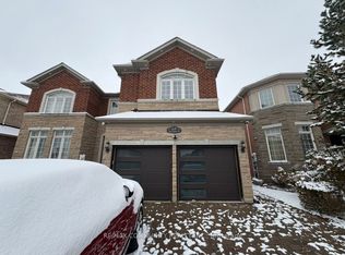 69 Saint Hubert Dr, Brampton, ON L6P1Y5