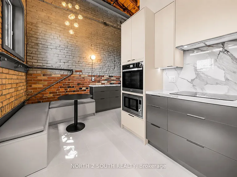 347 Sorauren Ave #123 — Photo 16