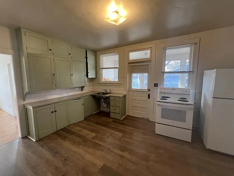 314 E Warm Springs Ave #2 — Photo 3