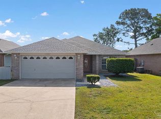1886 Gulf Bay Ln, Pensacola, FL 32506