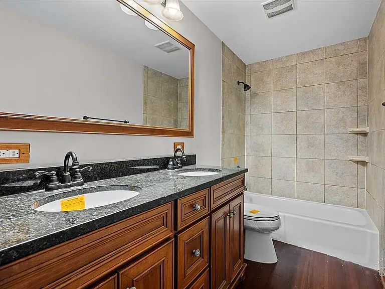 5N087 Mary Ct — Photo 4