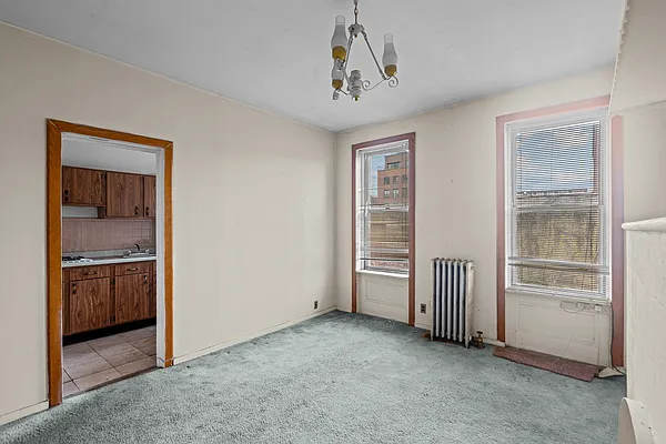 Sold by Jaymore Realty LLC | media 10