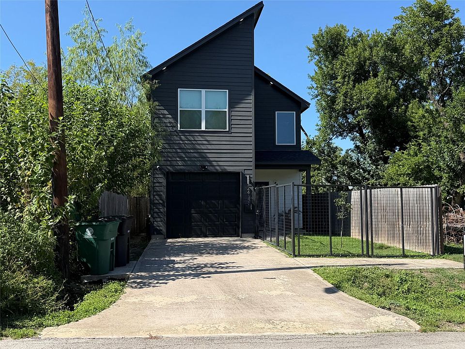 1st image of 2417 Noble St