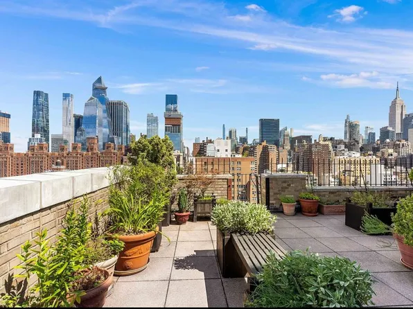 365 West 20th Street image 14 of 16