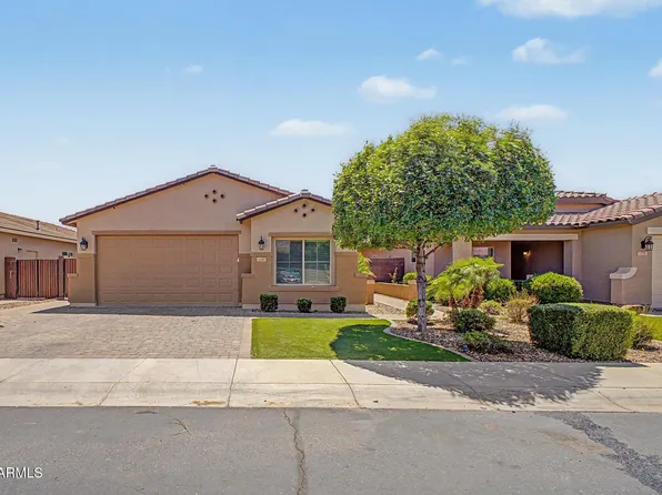 1347 W SPINE TREE Avenue, San Tan Valley, AZ 85140