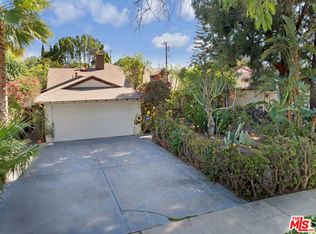 17446 Los Alimos St, Granada Hills, CA 91344