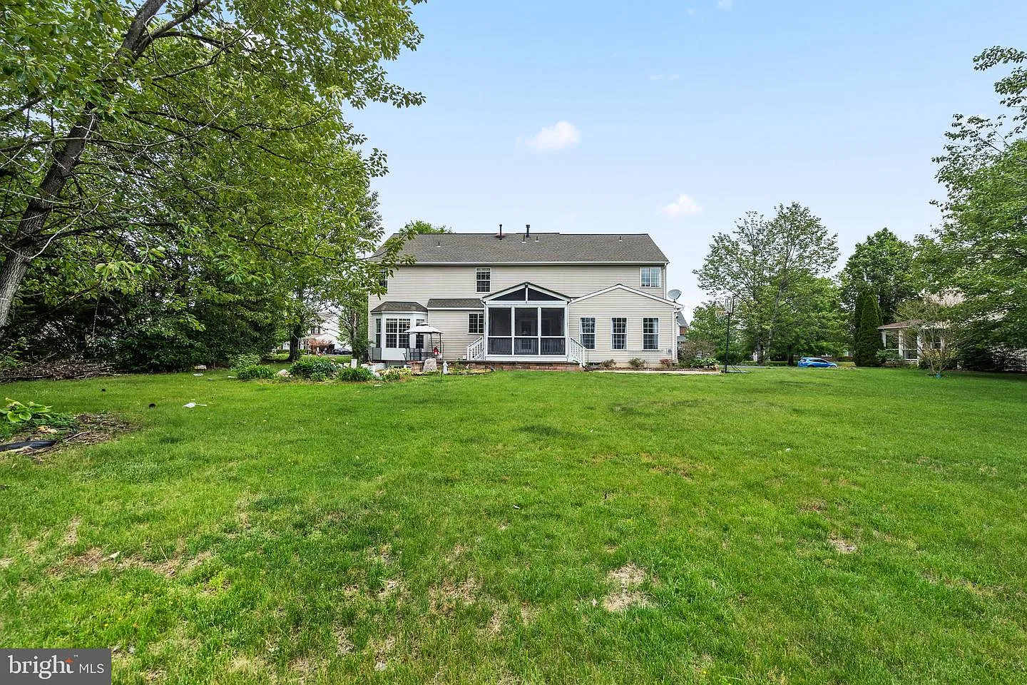 5 bed, 3.5 bath, 4956 sqft, $4,700 — Photo 4