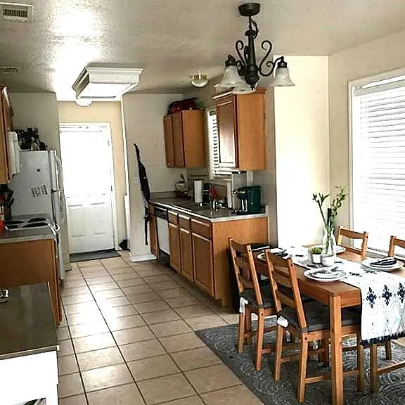 108 Vista Way — Photo 6
