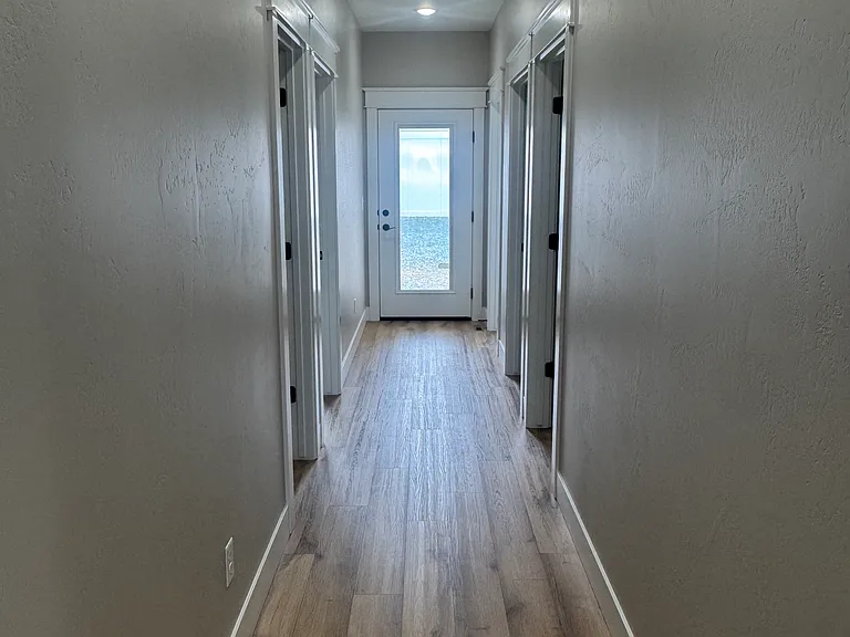 242 Sandi Rd — Photo 5