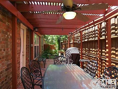 4th image of 10216 Forrest Dr