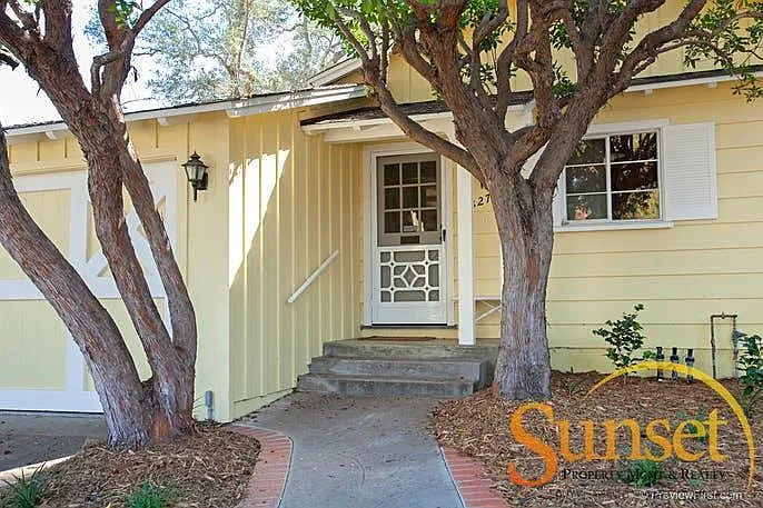 3271 Homer St — Photo 28