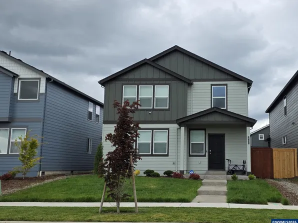 2751 Meadowlark Ave, Woodburn, OR 97071