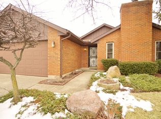 14 Mark Twain Ct, Dayton, OH 45414