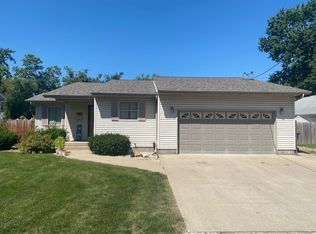 1519 S Mill St, Pontiac, IL 61764