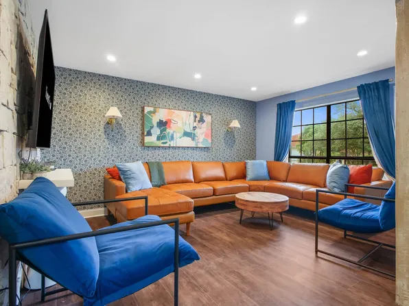 8922 Hetherington Dr #Id1346353p, San Antonio, TX 78240