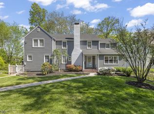 372 Wyoming Ave, Millburn Twp., NJ 07041