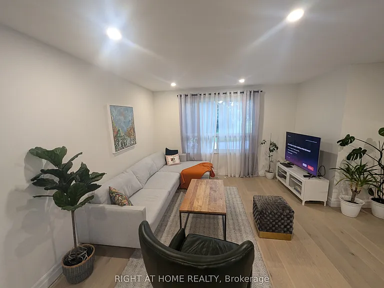 6 Broadpath Rd — Photo 13