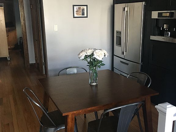 5th image of 5828 W Wilson Ave