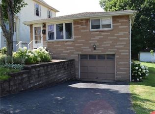 18 Barclay St, Greensburg, PA 15601