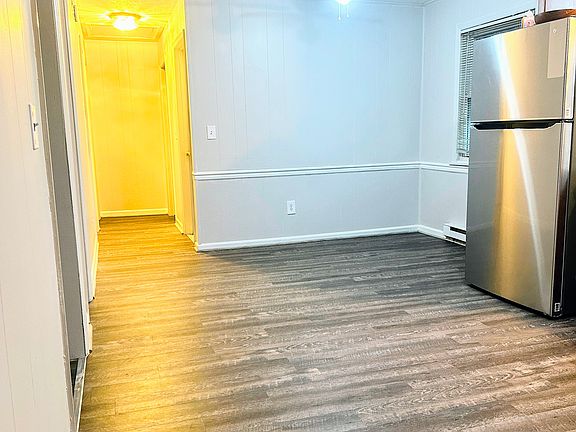 Eat-in Dining Nook