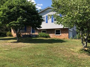 7760 Ashley Rd, Powell, TN 37849