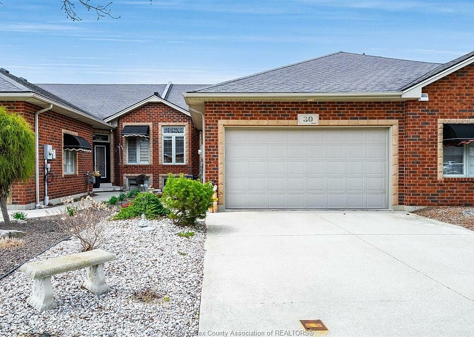 1st image of 30 Leonard Dr