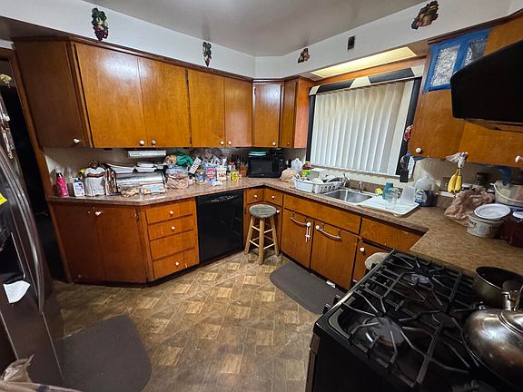 4th image of 9922 Yorkshire Rd