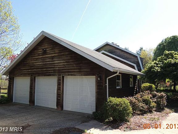 2nd image of 2410 Eagle View Dr