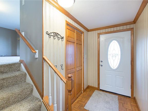 5th image of 6758 Reid Dr
