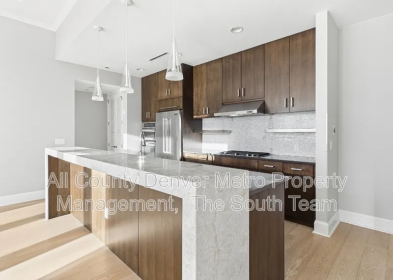 7600 Landmark Way — Photo 3