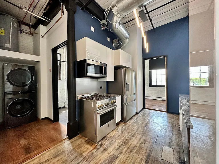 111 Summer St — Photo 4