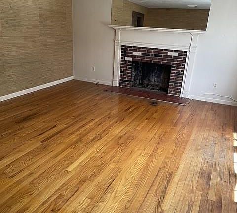 2nd image of 36 Edmond Dr