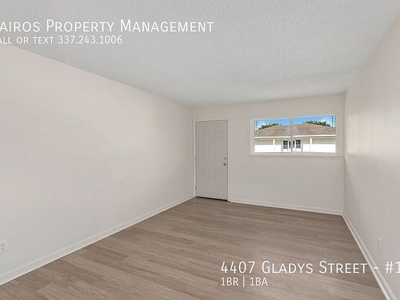 3rd image of 4407 Gladys St APT 11