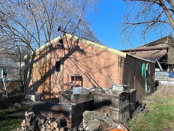 4th image of 774 S 1st Avenue