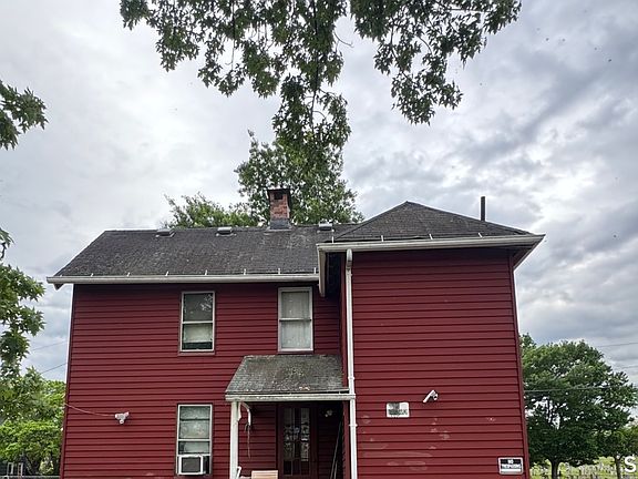 2nd image of 26 Phelps Street