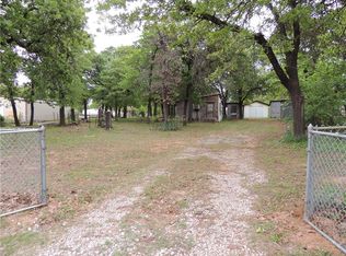 518 S Friendly Rd, Midwest City, OK 73130