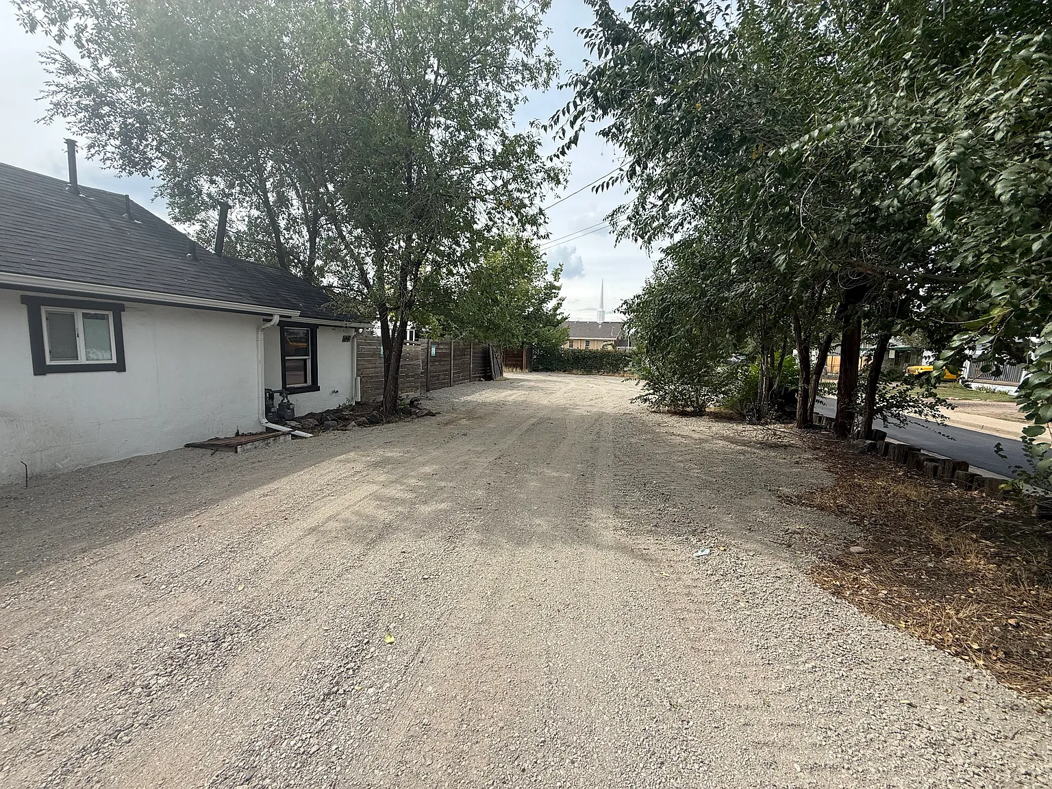 2 bed, 900 sqft, $1,695 — Photo 3