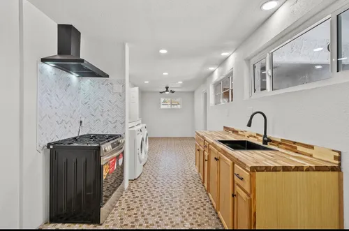 35235 82nd St E Photo 1
