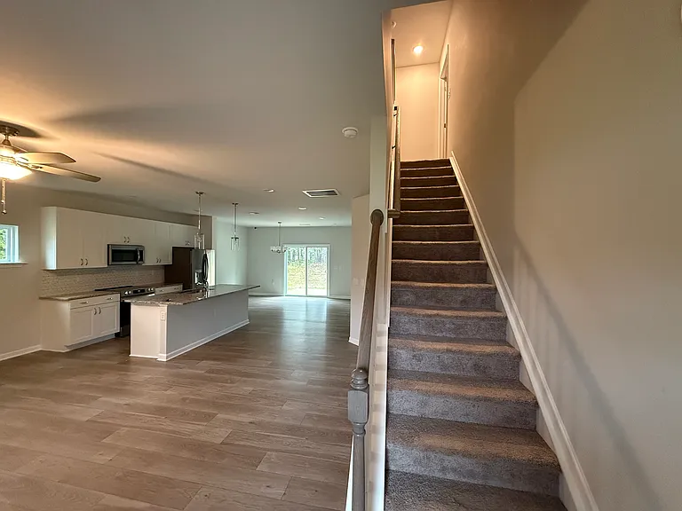 286 Beacon Hill Rd — Photo 8